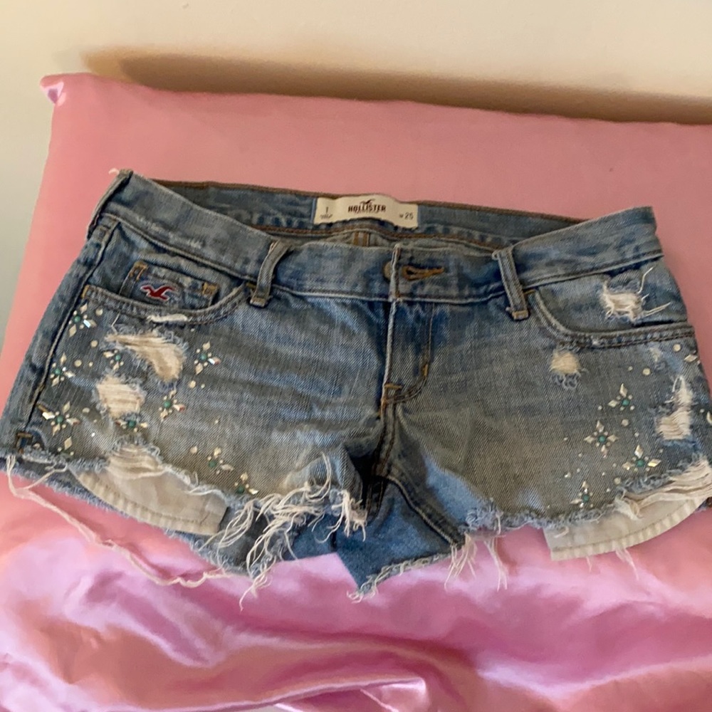 Hollister embellished jean shorts